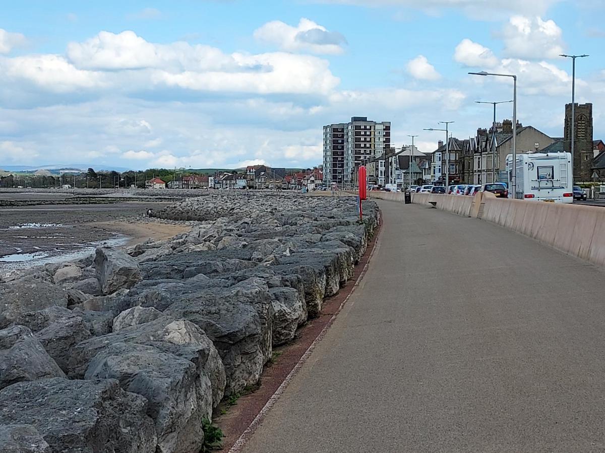 2 Bed Apartment 5Min From Sea In Bare Morecombe モアカム エクステリア 写真