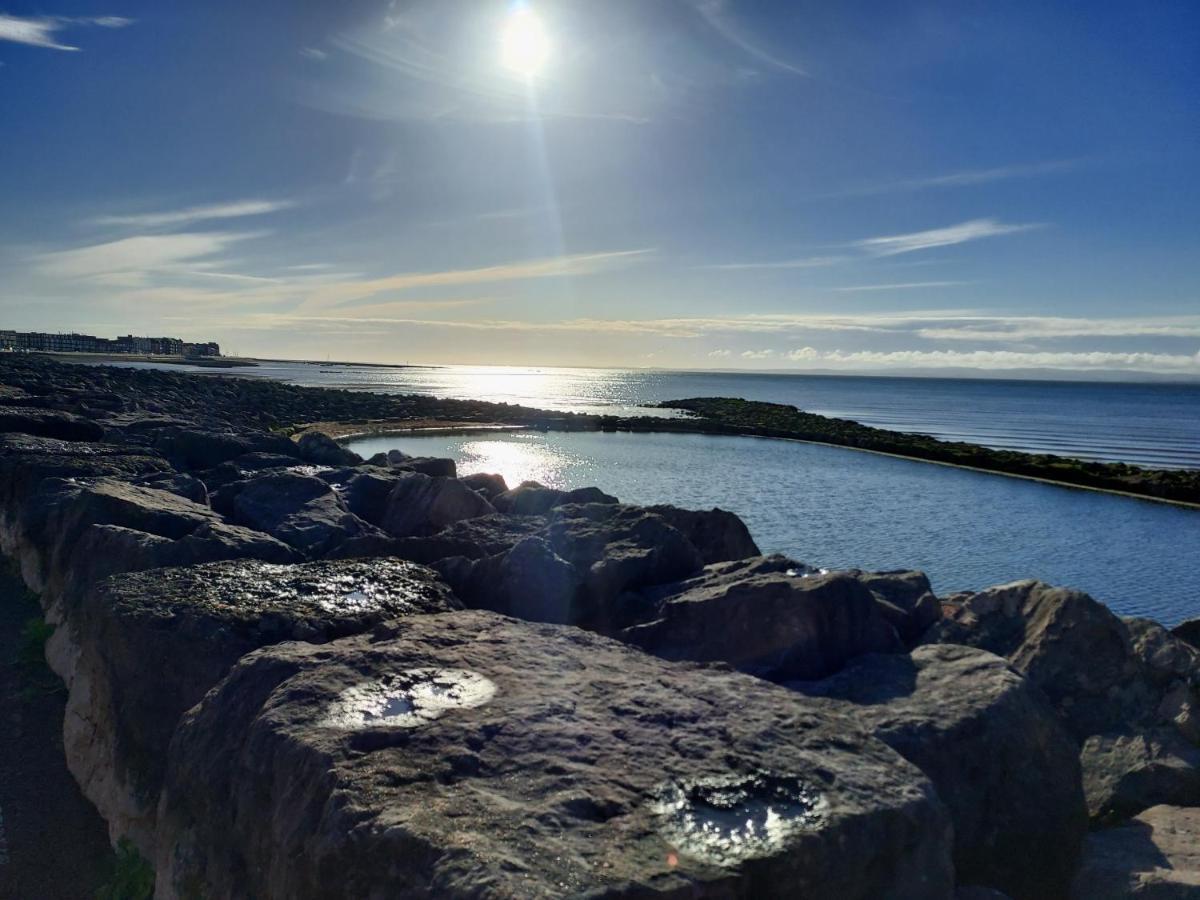 2 Bed Apartment 5Min From Sea In Bare Morecombe モアカム エクステリア 写真
